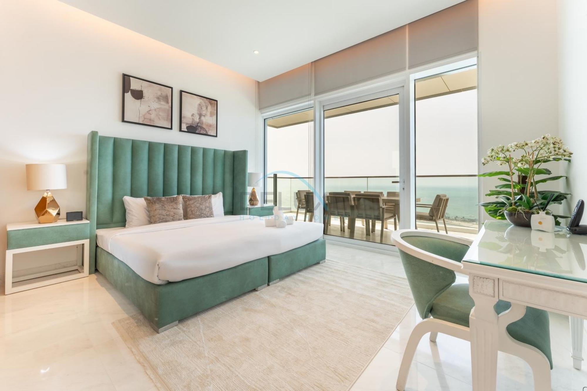 Palm Jumeirah And Sea Views 3br And Assistant's With 2 Balconies, The One Jbr, Jumeirah By Deluxe Homes Apartment Dubai