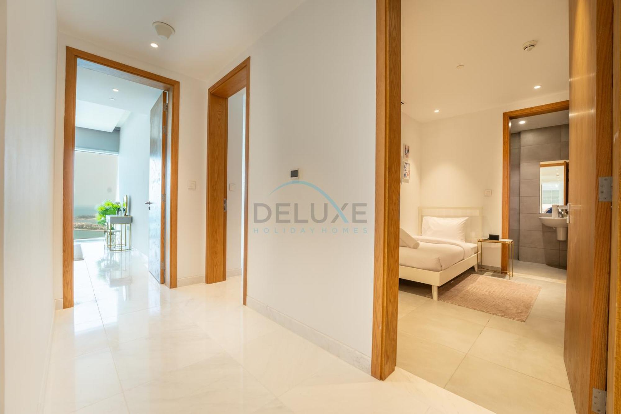 Palm Jumeirah And Sea Views 3br And Assistant's With 2 Balconies, The One Jbr, Jumeirah By Deluxe Homes Apartment Dubai
