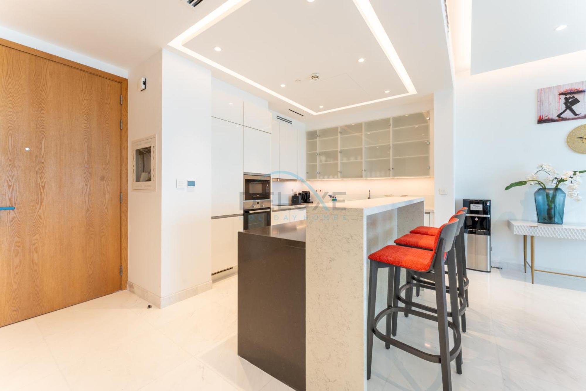 Palm Jumeirah And Sea Views 3br And Assistant's With 2 Balconies, The One Jbr, Jumeirah By Deluxe Homes Apartment